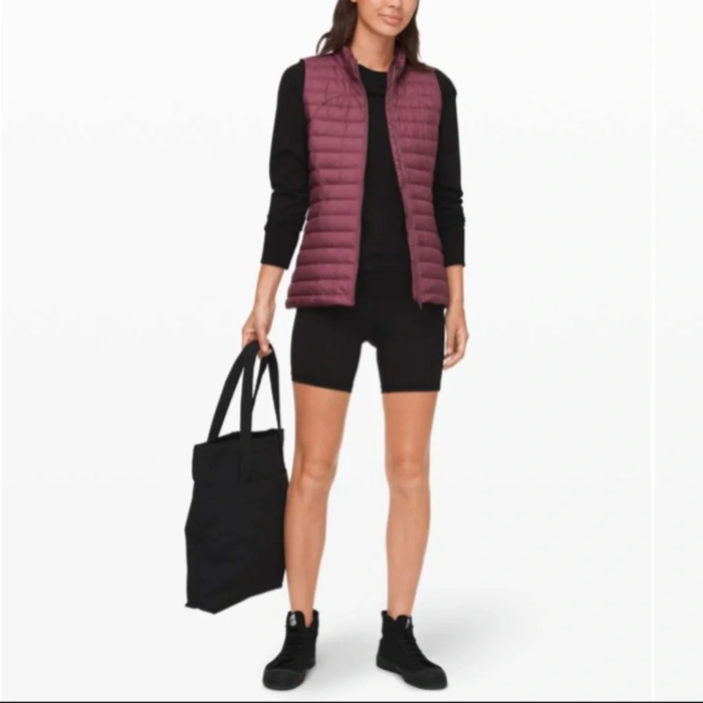 Lululemon Pack It Down Vest In Plumful Size 10 NWOT